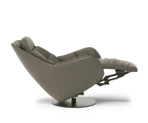 Модел Natuzzi C244 Levante