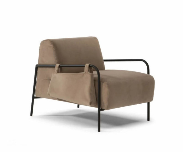 Модел Natuzzi C247 Bit