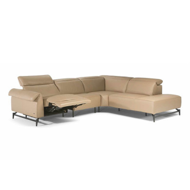 Модел Natuzzi C143 Leggiadro